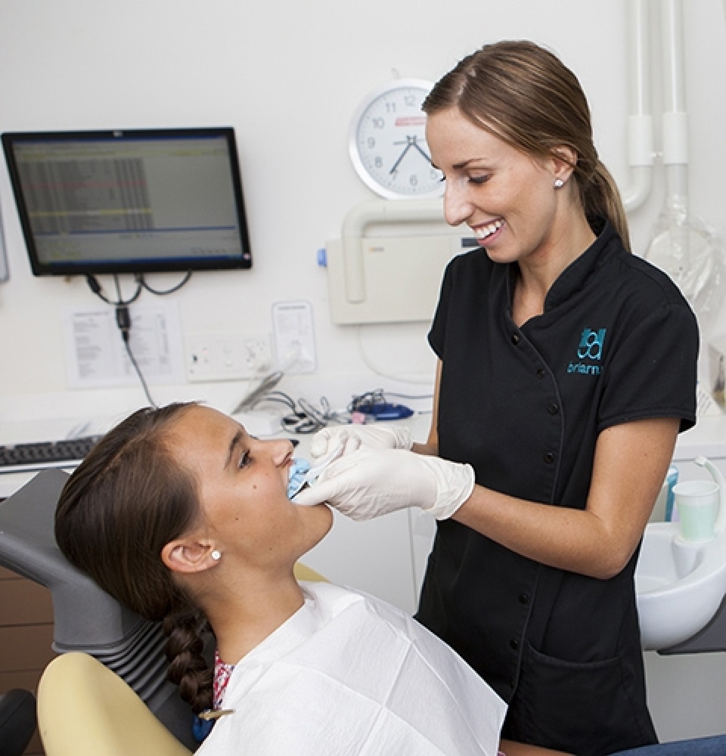 family-cosmetic-dentistry-in-beaumaris-bc-dental-big-2