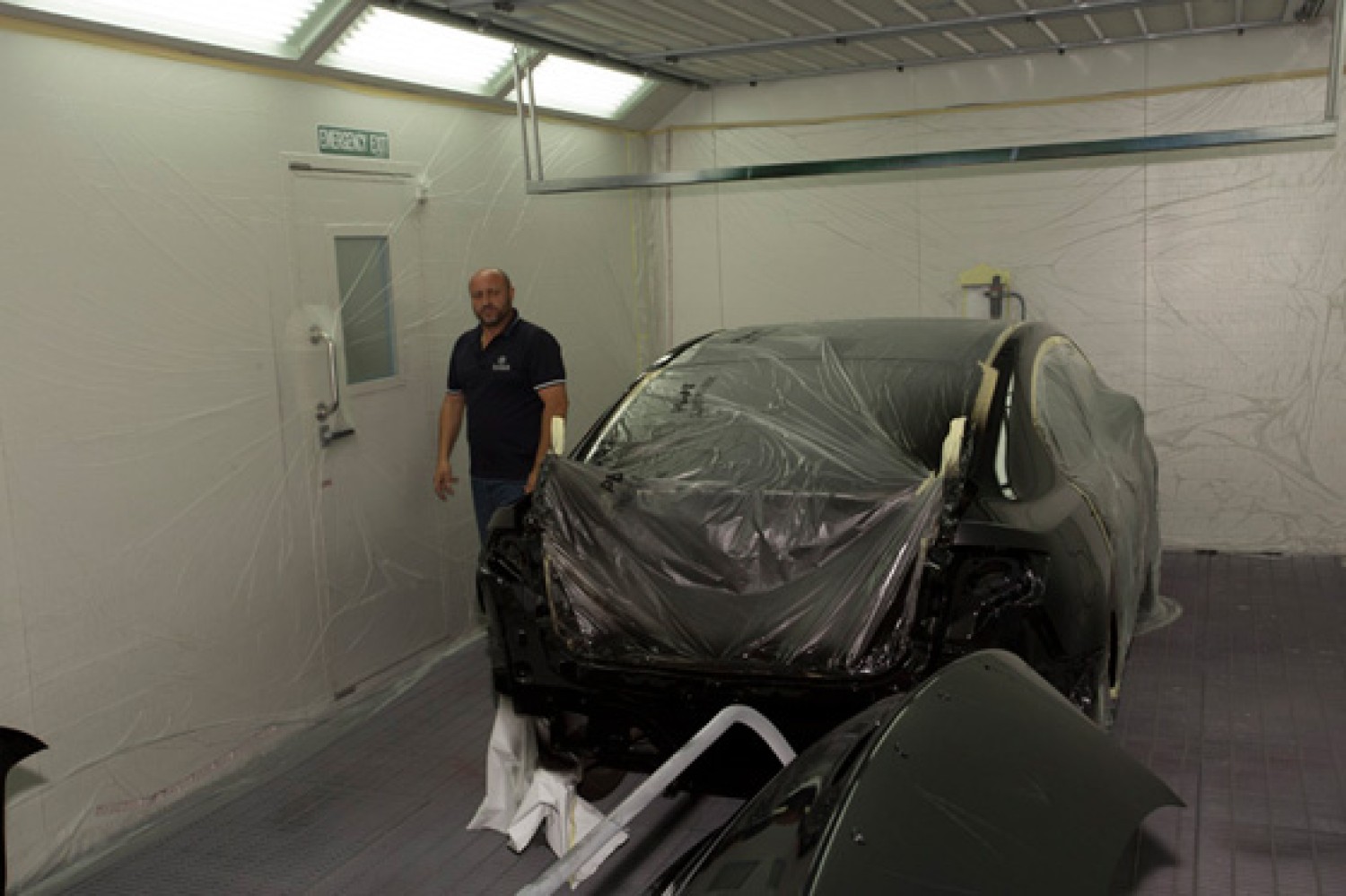 top-crash-repairs-panel-shop-at-adelaide-contact-now