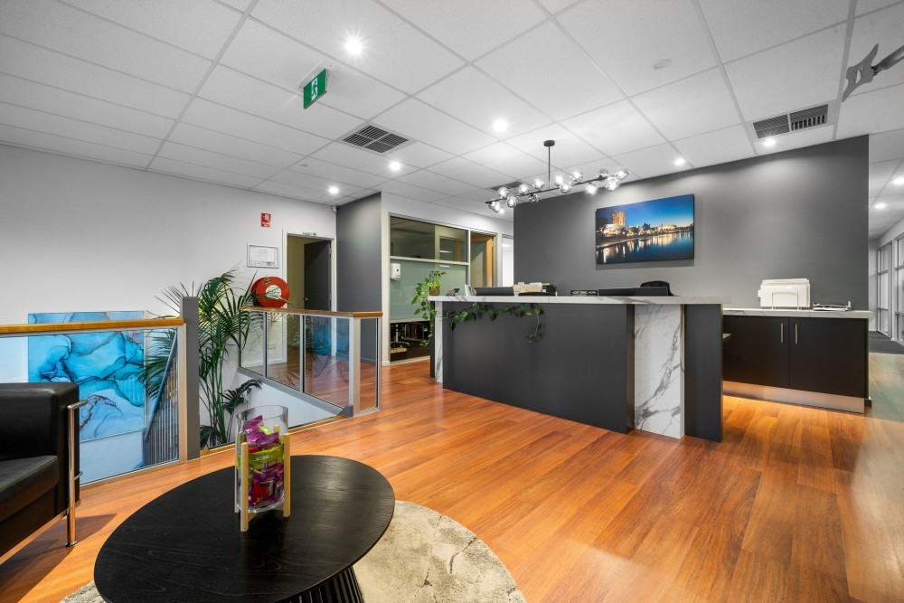 find-ideal-space-with-a-local-real-estate-agent-in-stepney