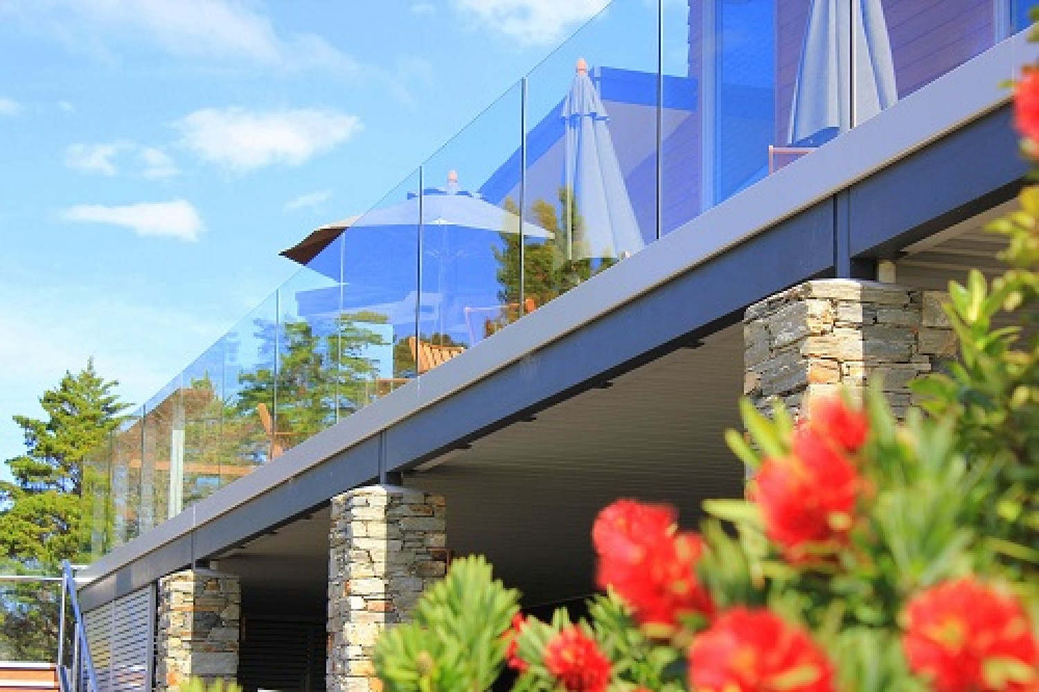 looking-for-a-durable-glass-balustrade