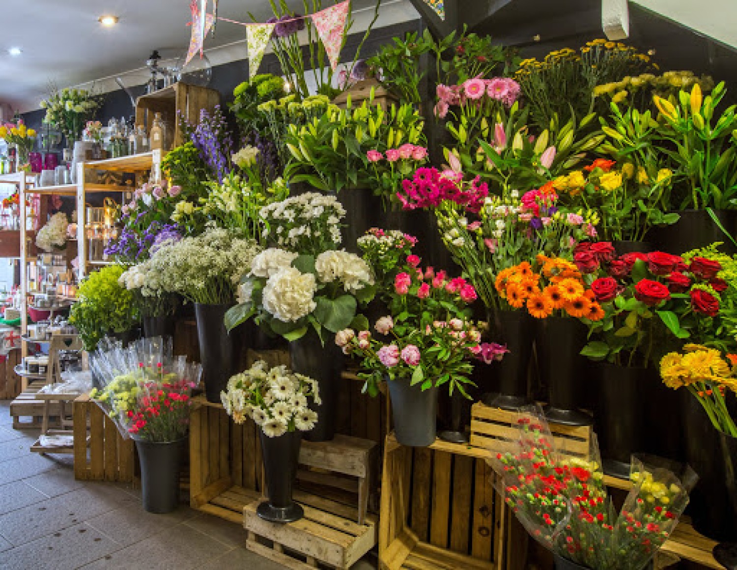 faux-floral-arrangements