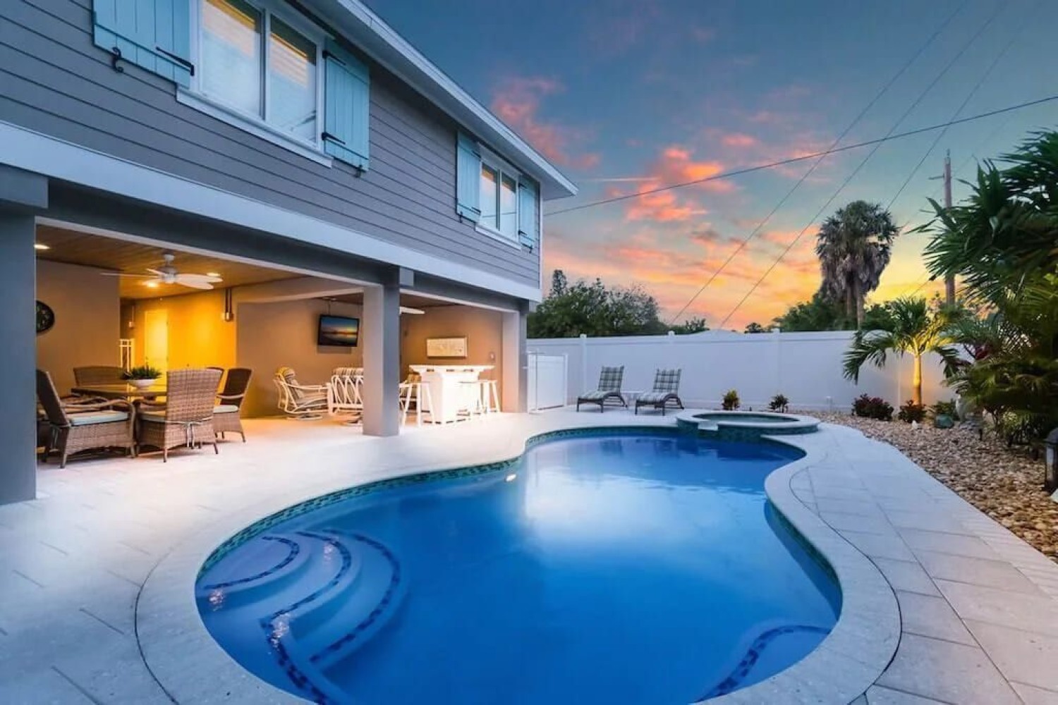 ami-rentals-with-private-spa-heated-pools