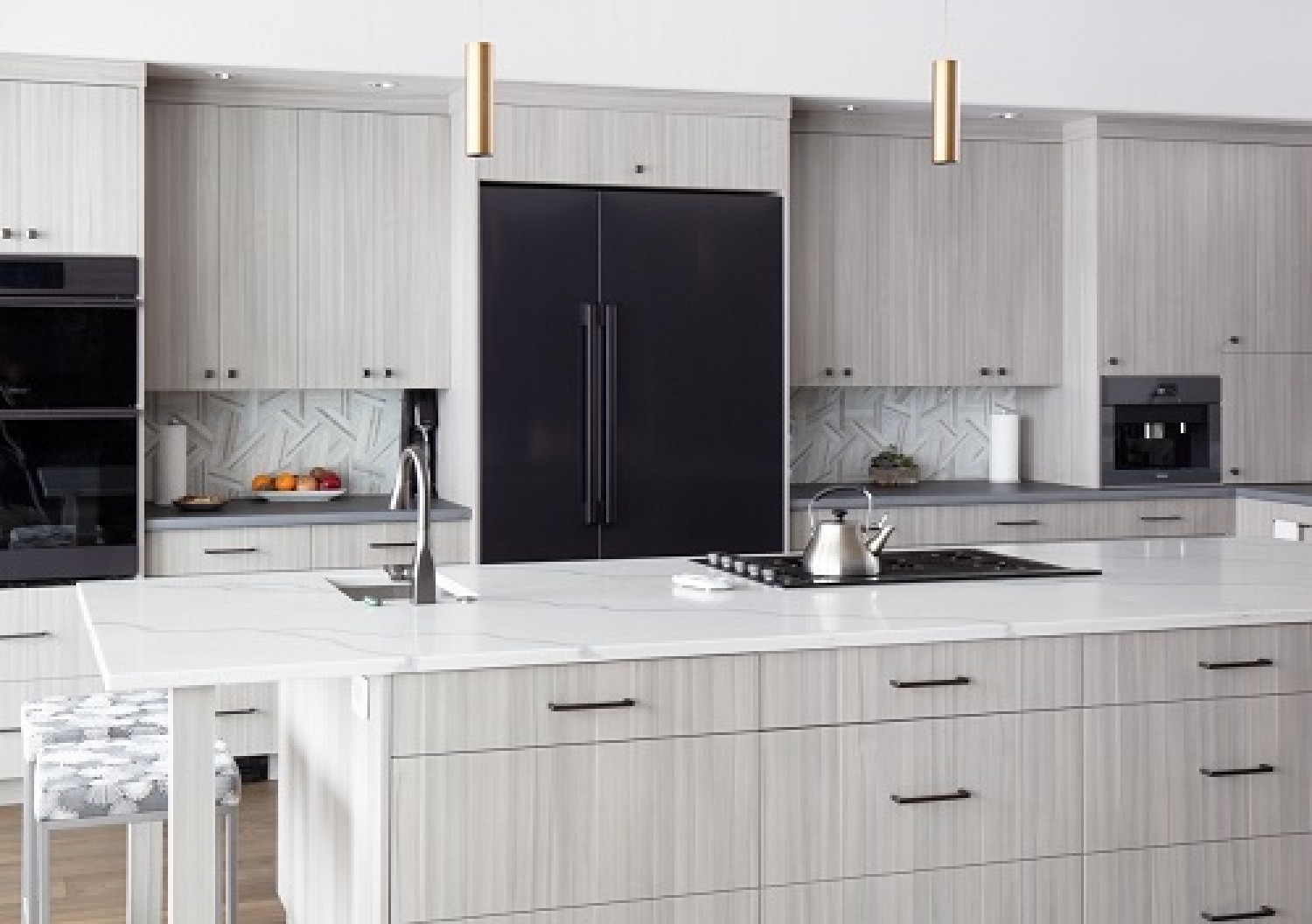 find-tailor-made-and-aesthetically-pleasing-luxury-cabinet-designs-from-drcc