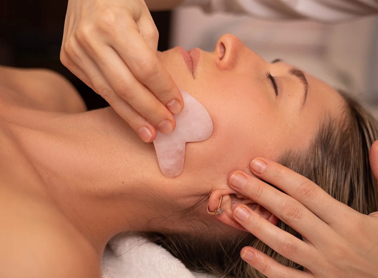 gua-sha-facial-massage-nyc