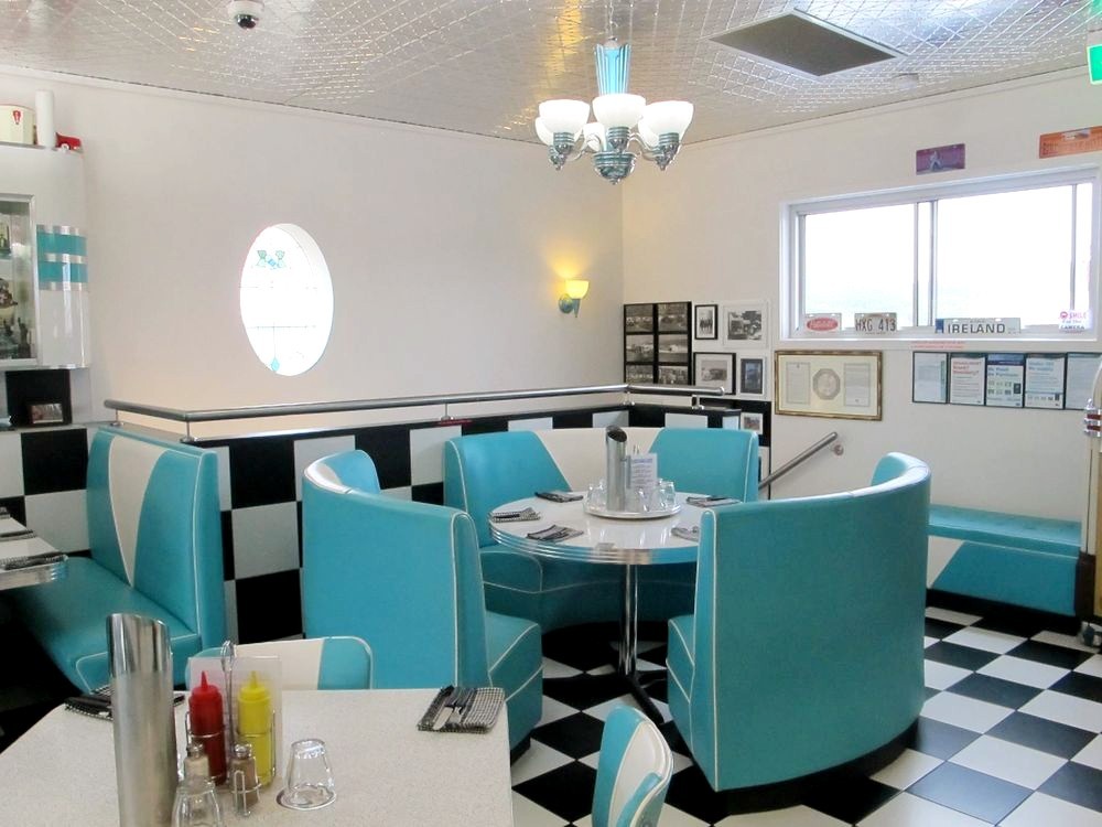 modular-booth-suppliers-customizable-commercial-grade-seating-solutions